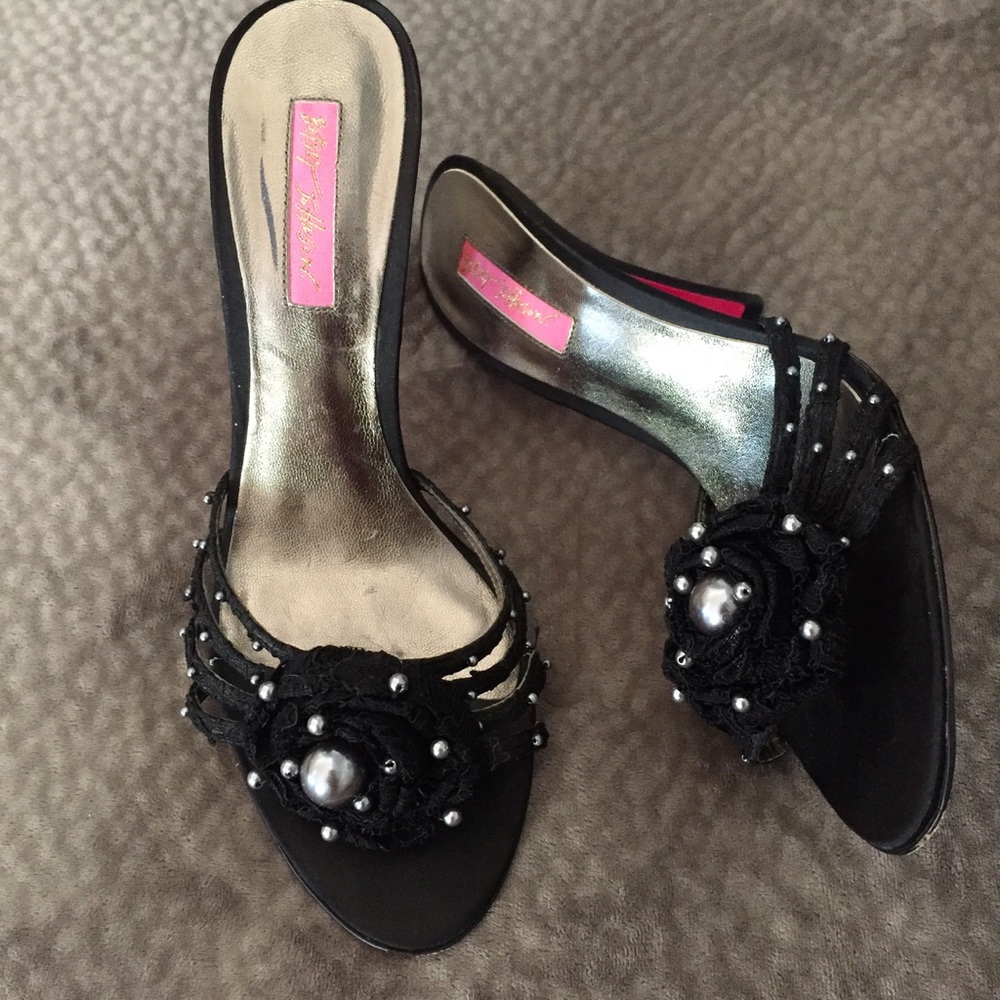 Betsey Johnson Black Lace and Pearl Rose Heels